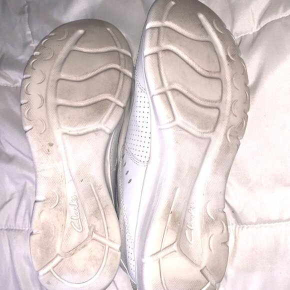 Clarks Womens White Leather Sneakers Size 8.5 - Picture 6 of 6